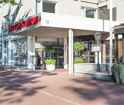 Fasad av Hotell Savoy på Åland